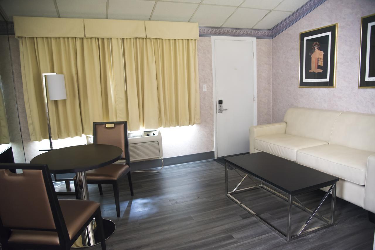 Pocono Palace Resort East Stroudsburg Extérieur photo